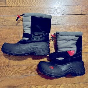 Kids North Face Winter boots